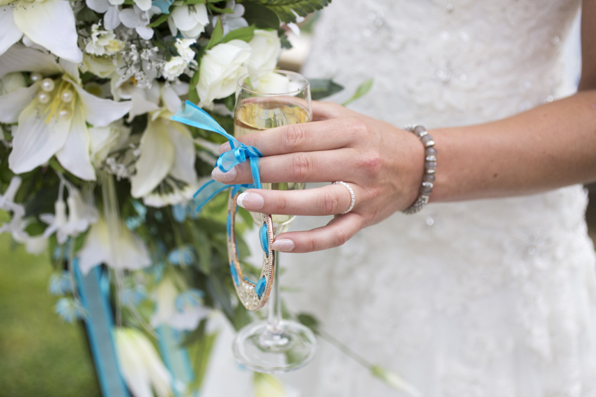 London wedding photographer for wedding on boat on Thames